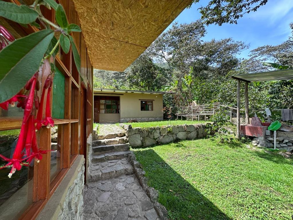 Lia B&B Lucmabamba Sahuayaco 외부 사진